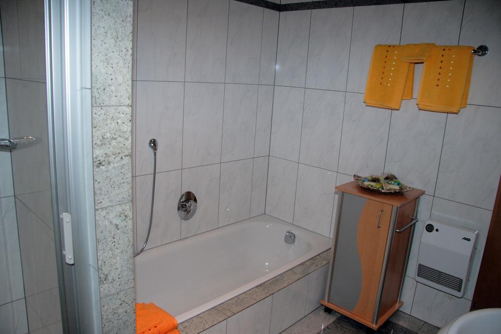 Apartamento Am Waldrand Mittersill Habitación foto